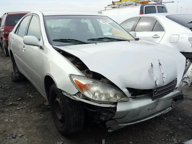 4T1BE32K84U903839 - 2004 TOYOTA CAMRY LE SILVER photo 1