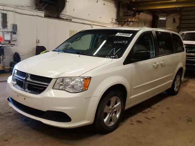 2C4RDGBG7DR616658 - 2013 DODGE GRAND CARA WHITE photo 2