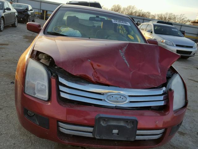 3FAHP07Z67R219693 - 2007 FORD FUSION SE RED photo 9