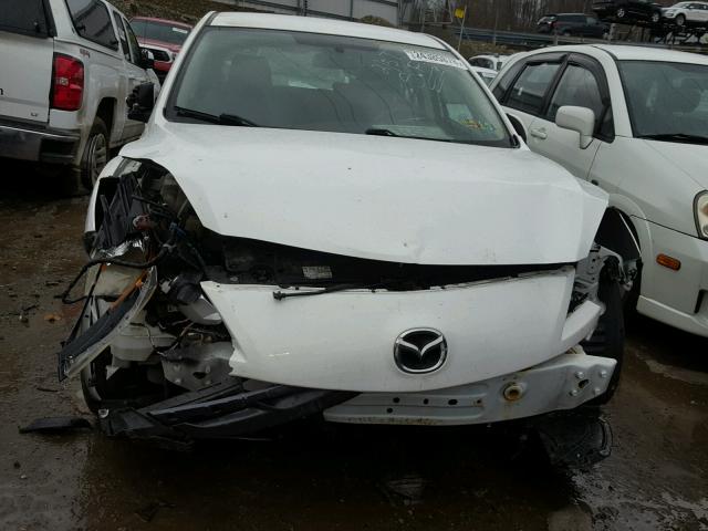 JM1BL1H62A1152047 - 2010 MAZDA 3 S WHITE photo 9