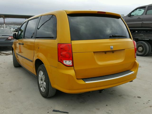 2C4JRGAG8DR534678 - 2013 RAM TRADESMAN YELLOW photo 3