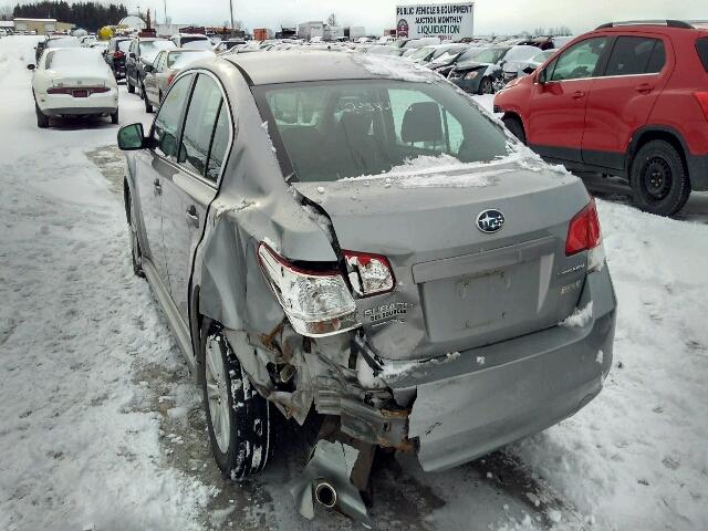 4S3BMHB64B3229957 - 2011 SUBARU LEGACY 2.5 GRAY photo 3