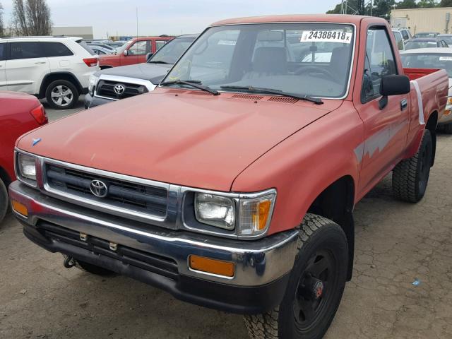 JT4RN01PXN0028402 - 1992 TOYOTA PICKUP 1/2 RED photo 2