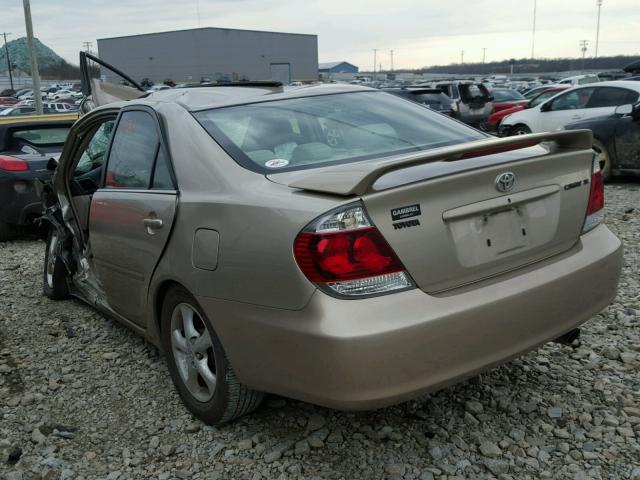 4T1BE32KX5U392104 - 2005 TOYOTA CAMRY LE BEIGE photo 3