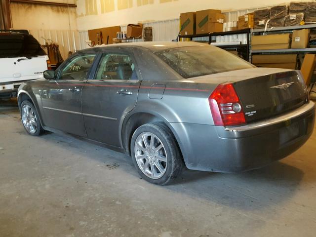 2C3KK33G88H249770 - 2008 CHRYSLER 300 LIMITE GRAY photo 3