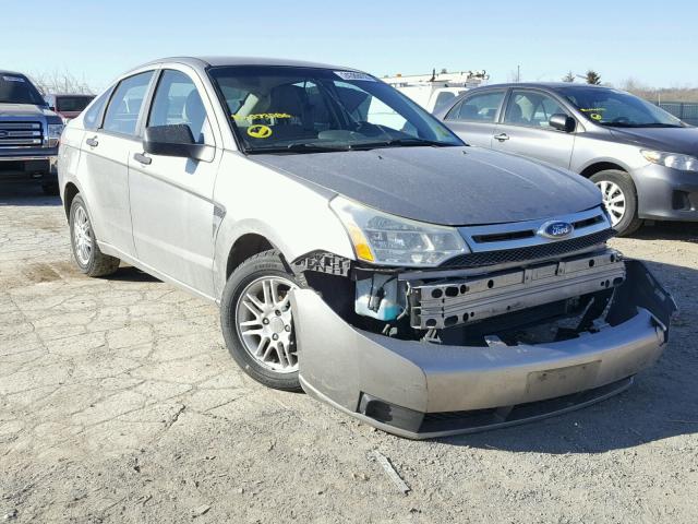 1FAHP35NX8W273286 - 2008 FORD FOCUS SE SILVER photo 1