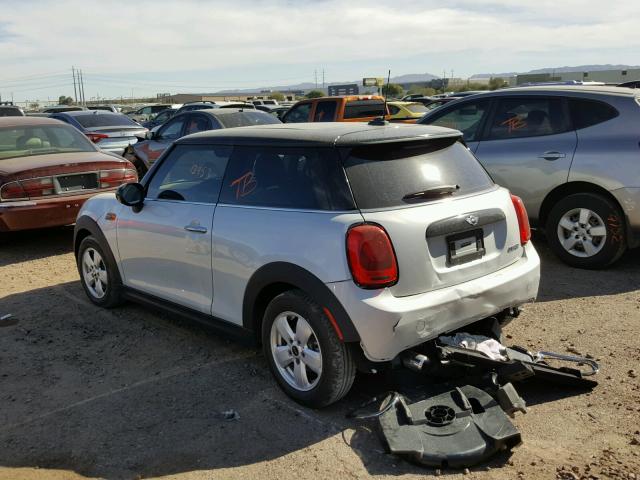 WMWXP5C5XG2D15109 - 2016 MINI COOPER SILVER photo 3