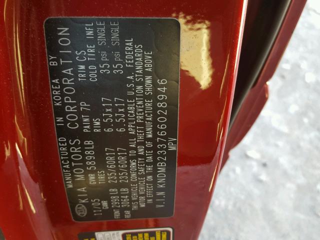 KNDMB233766028946 - 2006 KIA SEDONA EX RED photo 10