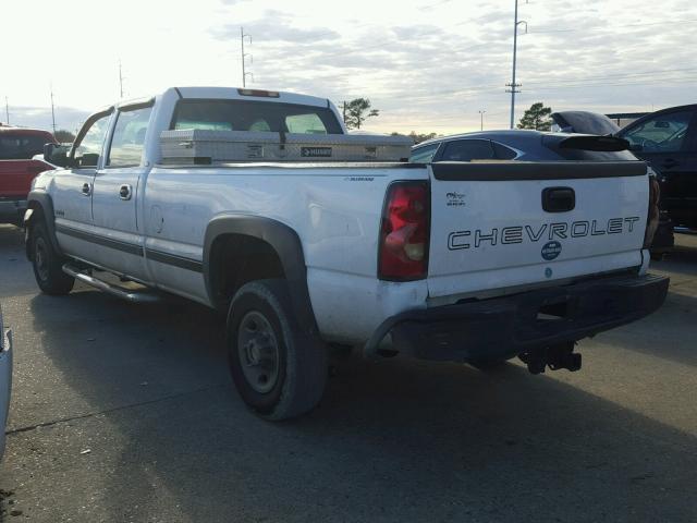 1GCHC23U54F230060 - 2004 CHEVROLET SILVERADO WHITE photo 3