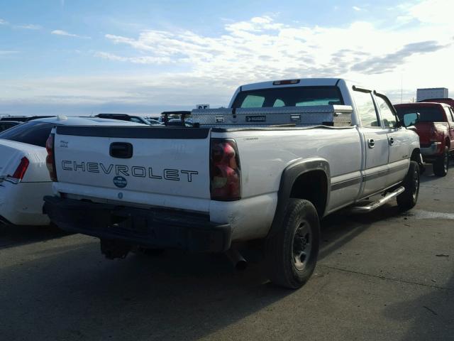 1GCHC23U54F230060 - 2004 CHEVROLET SILVERADO WHITE photo 4