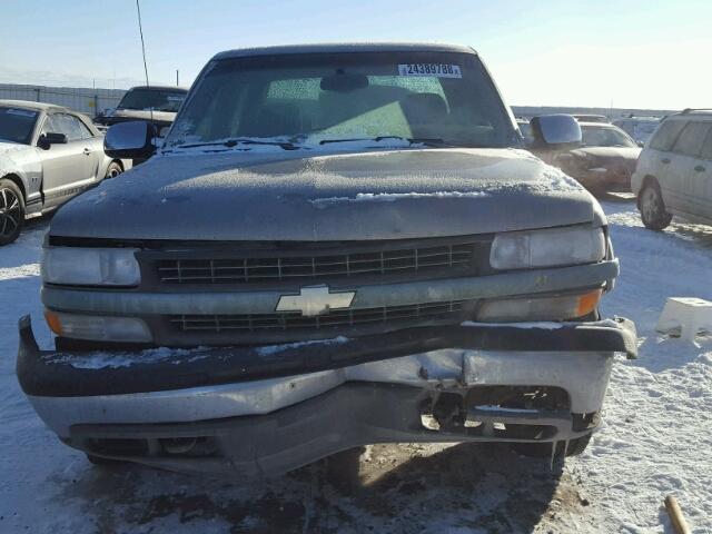 1GCGK13U42F140162 - 2002 CHEVROLET SILVERADO SILVER photo 9