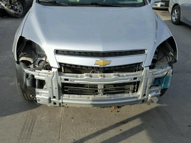 3GNAL4EK0ES651603 - 2014 CHEVROLET CAPTIVA LT SILVER photo 9