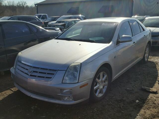 1G6DW677150232154 - 2005 CADILLAC STS SILVER photo 2