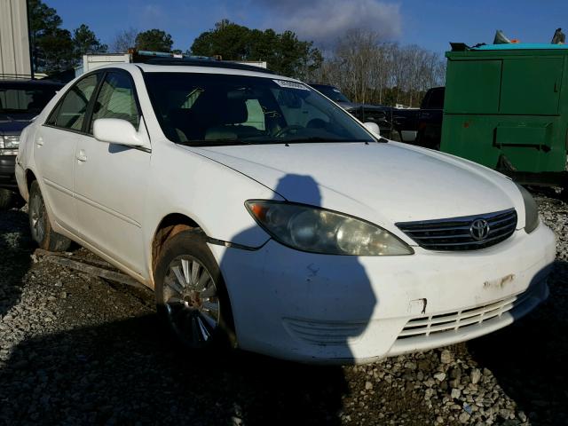 4T1BE32K06U736962 - 2006 TOYOTA CAMRY LE WHITE photo 1