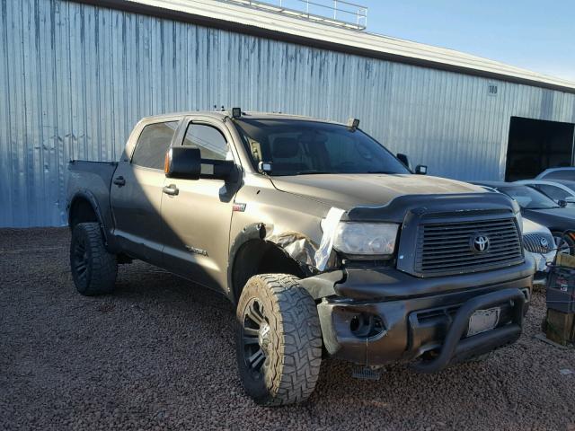 5TFDY5F16BX172261 - 2011 TOYOTA TUNDRA CRE BROWN photo 1