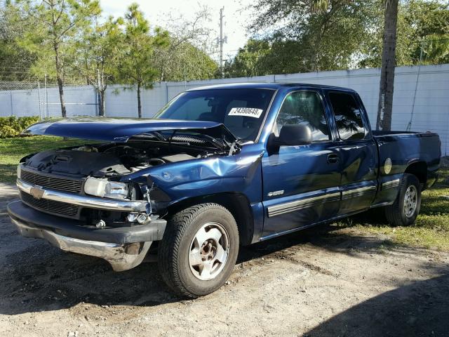 2GCEC19W9Y1326129 - 2000 CHEVROLET SILVERADO BLUE photo 2