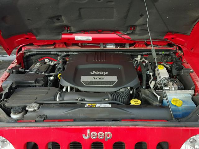 1C4BJWEG4FL765881 - 2015 JEEP WRANGLER U RED photo 7