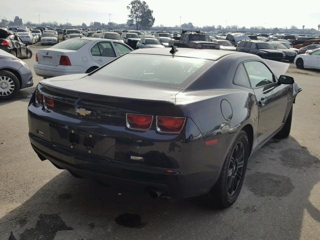 2G1FA1E36D9178516 - 2013 CHEVROLET CAMARO LS BLACK photo 4