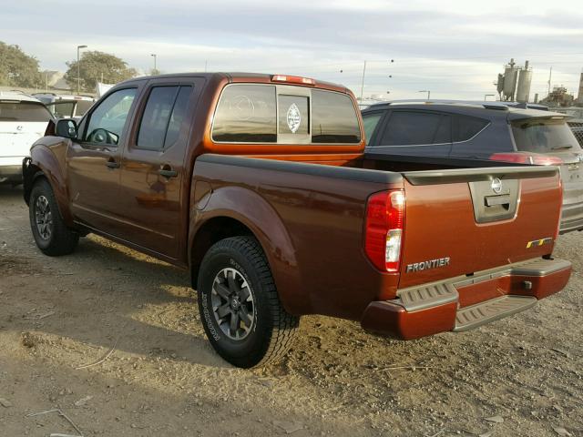 1N6AD0ER4JN707572 - 2018 NISSAN FRONTIER S BROWN photo 3