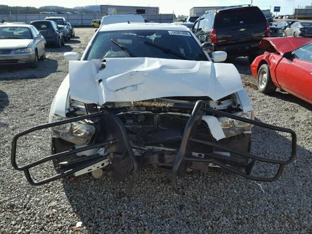 2C3CDXAT8EH347912 - 2014 DODGE CHARGER PO WHITE photo 9