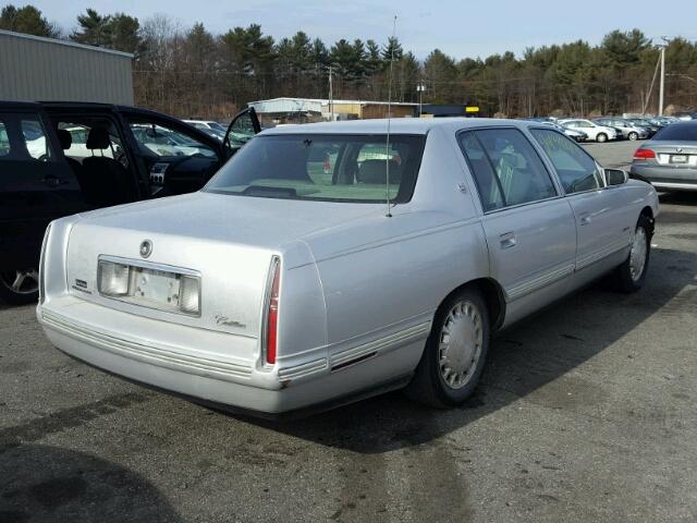 1G6KD54Y4XU800526 - 1999 CADILLAC DEVILLE SILVER photo 4