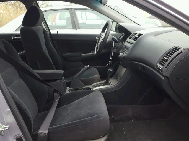 1HGCM56725A000961 - 2005 HONDA ACCORD EX SILVER photo 5