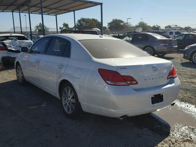 4T1BK3DB0AU364957 - 2010 TOYOTA AVALON XL WHITE photo 3