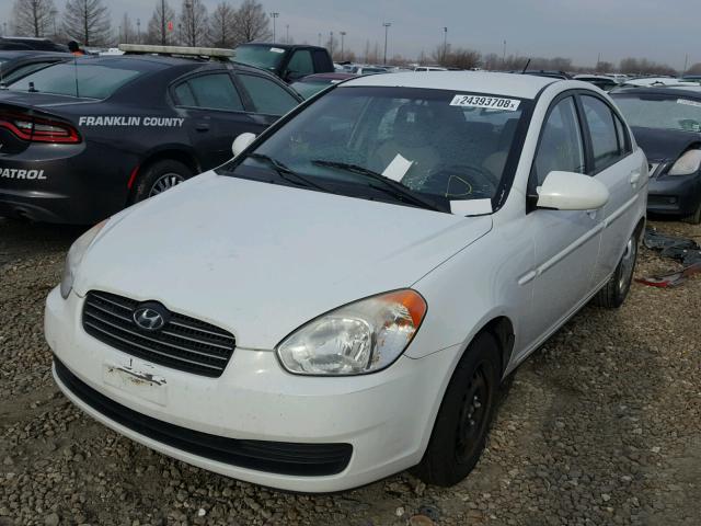 KMHCN46C49U372059 - 2009 HYUNDAI ACCENT GLS WHITE photo 2