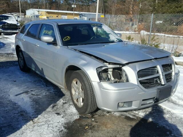 2D4FV47VX7H823872 - 2007 DODGE MAGNUM SXT SILVER photo 1