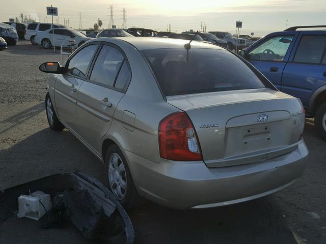 KMHCN46C76U027345 - 2006 HYUNDAI ACCENT GLS GOLD photo 3