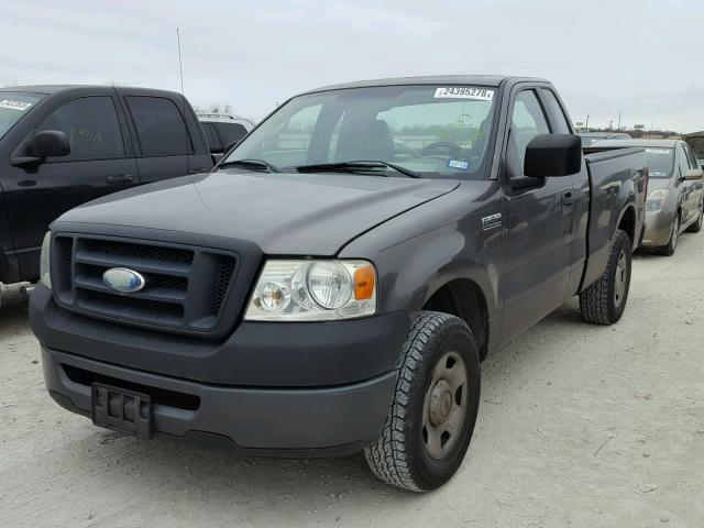 1FTRF12217KD38368 - 2007 FORD F150 GRAY photo 2