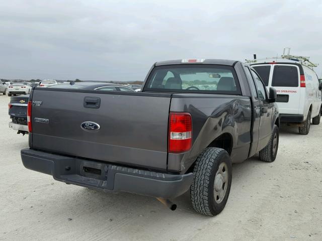 1FTRF12217KD38368 - 2007 FORD F150 GRAY photo 4