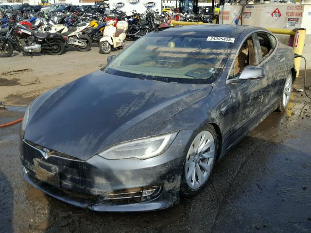 5YJSA1E23HF198964 - 2017 TESLA MODEL S SILVER photo 2