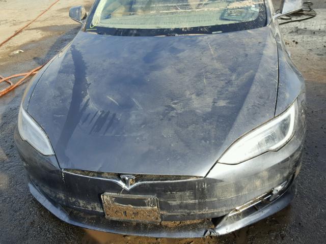 5YJSA1E23HF198964 - 2017 TESLA MODEL S SILVER photo 7