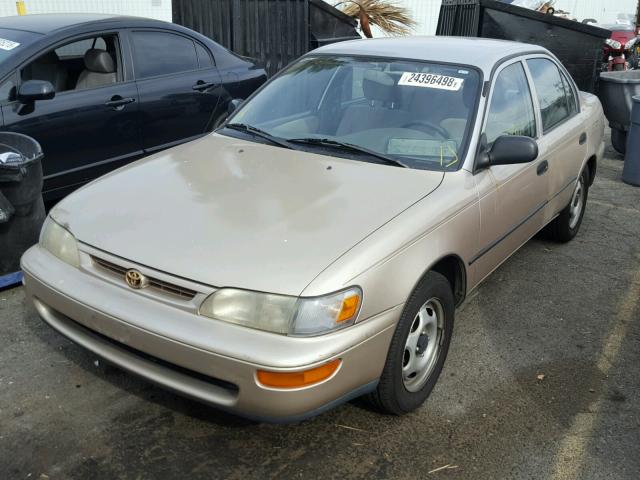 1NXBA02E2VZ657120 - 1997 TOYOTA COROLLA BA BEIGE photo 2