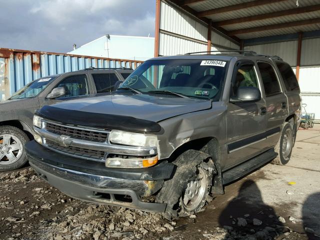 1GNEK13T81J310203 - 2001 CHEVROLET TAHOE K150 GRAY photo 2