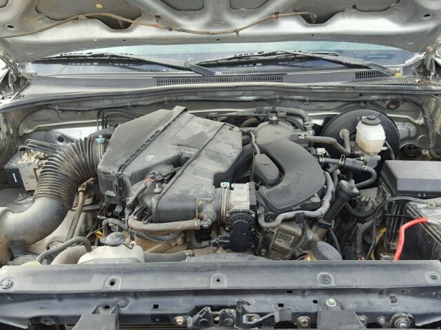 3TMLU42N58M019296 - 2008 TOYOTA TACOMA DOU SILVER photo 7