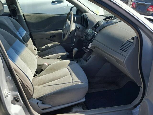 1N4AL11D03C326165 - 2003 NISSAN ALTIMA BAS SILVER photo 5