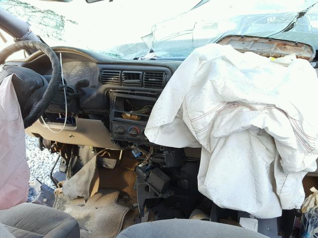 1GNDX03E6YD195361 - 2000 CHEVROLET VENTURE BROWN photo 9