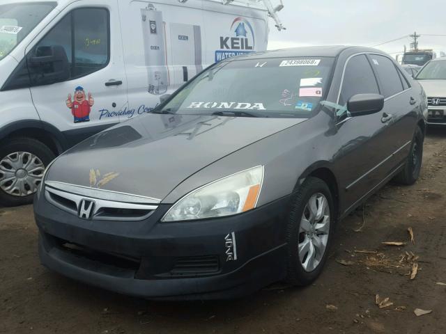 1HGCM66507A011934 - 2007 HONDA ACCORD EX GRAY photo 2