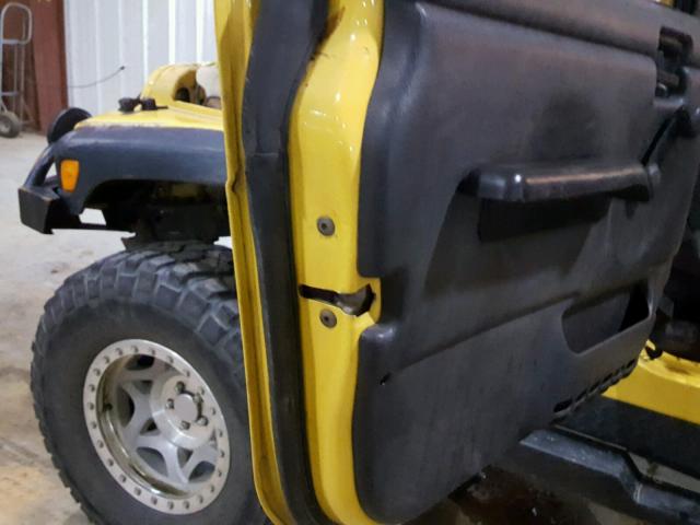 1J4FA69S64P705827 - 2004 JEEP WRANGLER / YELLOW photo 10