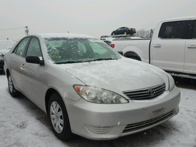 4T1BE32K05U522519 - 2005 TOYOTA CAMRY LE SILVER photo 1