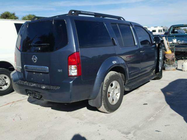 5N1AR18U96C609372 - 2006 NISSAN PATHFINDER BLUE photo 4