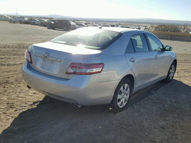 4T1BK3EK3BU628463 - 2011 TOYOTA CAMRY SE SILVER photo 4