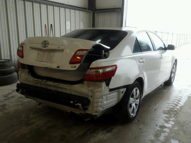 4T4BE46K78R027213 - 2008 TOYOTA CAMRY CE WHITE photo 4