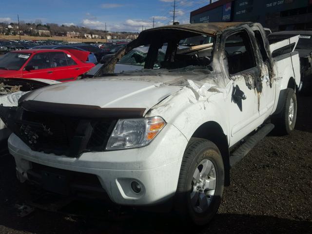 1N6AD0CW5DN746670 - 2013 NISSAN FRONTIER S WHITE photo 2