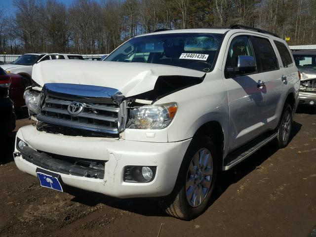 5TDDW5G18AS035833 - 2010 TOYOTA SEQUOIA PL WHITE photo 2