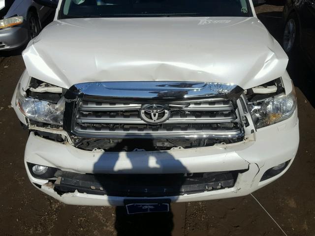 5TDDW5G18AS035833 - 2010 TOYOTA SEQUOIA PL WHITE photo 7