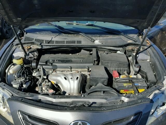 4T4BE46K19R129883 - 2009 TOYOTA CAMRY BASE GRAY photo 7