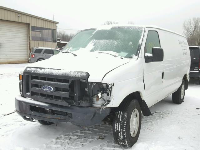 1FTNE2EL2BDB18889 - 2011 FORD ECONOLINE WHITE photo 2